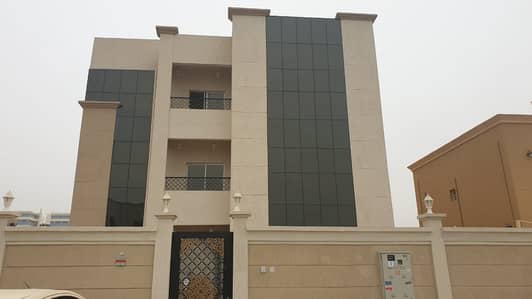 For rent villa in Al-Raqayeb area 7 master bedrooms, prime location, close to services For rent villa in Al-Raqayeb area 7 master bedrooms, prime location, close to services