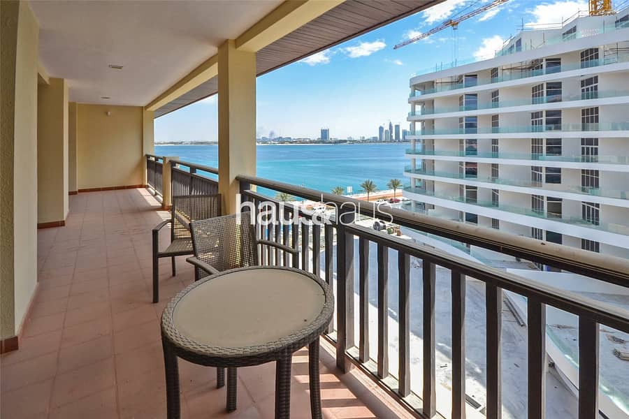 Sea View | Large Balcony | 5 Star Gym Pool Beach