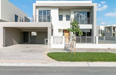 Single Row and E3 Type | 4 Bedroom Villa Single Row and E3 Type | 4 Bedroom Villa
