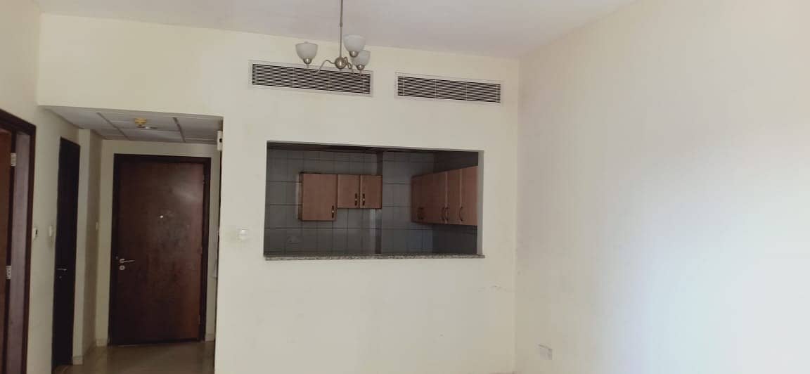1 BR FOR RENT WITH BALCONY, SPAIN CLUSTER HEART OF INTERNATIONAL CITY, (ONLY 29K)