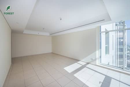 Luxury 2BHK plus Maid with Lake View Unfurnished Luxury 2BHK plus Maid with Lake View Unfurnished