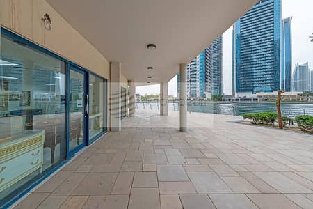Perfectly Located | Semi - Fitted Shop | Lake View Perfectly Located | Semi - Fitted Shop | Lake View