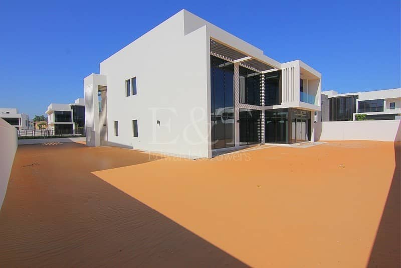 | Large 4 bed Villa on Big Plot/Luxury Community | Large 4 bed Villa on Big Plot/Luxury Community