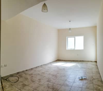spacious 2bhk with 3 washrooms and parking for rent spacious 2bhk with 3 washrooms and parking for rent