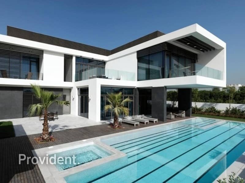 Luxury 7 B/R Contemporary Mansion | District One