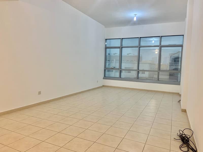 Lavish 03 Bedrooms Huge Hall,Kitchen And Maids Room And Balcony Located Al Nahyan Only 75K.