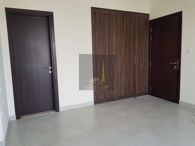 Huge 2 Bedroom apartment in attractive price