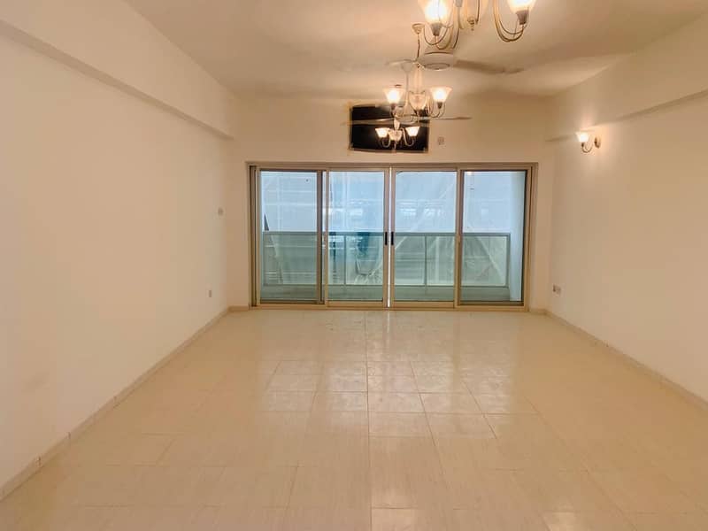 2 MINUTES WALK FROM METRO 3BHK WINDOW AC WITH 2 MASTER ROOM FOR FAMILY ONLY