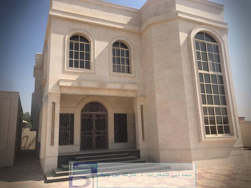 Wonderful design villa, large area with water, electricity, and air conditioners, close to all services, the finest areas (Ajman), freehold for all nationalities