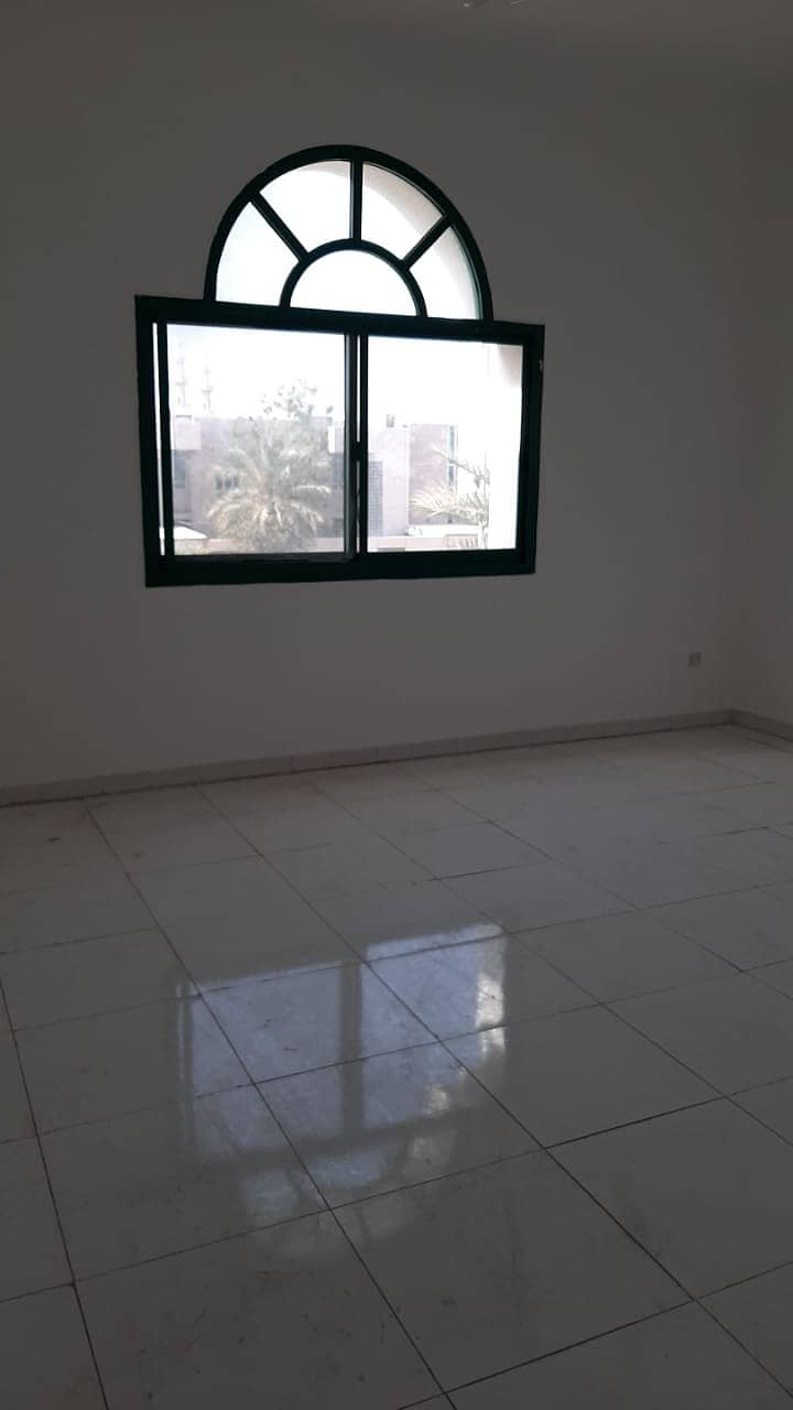 Villa for rent in main road of Sharqan and qadesia Area