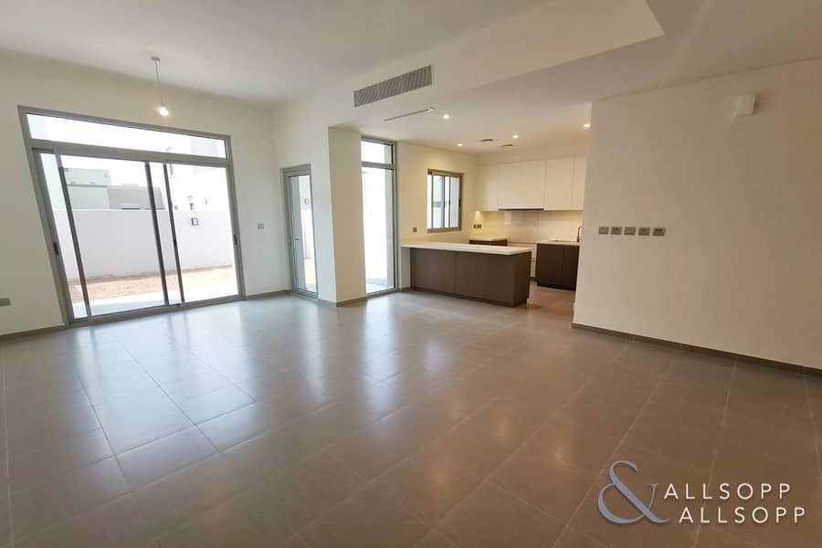 Brand New 2M | Great Location | 3 Beds Brand New 2M | Great Location | 3 Beds