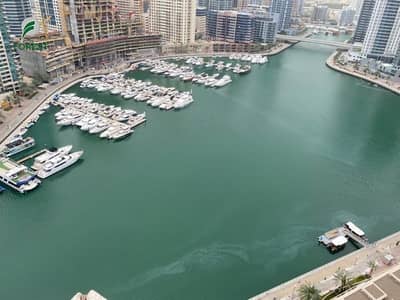 Spacious 2 BR Apartment with Balcony Marina View Spacious 2 BR Apartment with Balcony Marina View