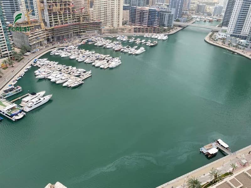 Spacious 2 BR Apartment with Balcony Marina View Spacious 2 BR Apartment with Balcony Marina View