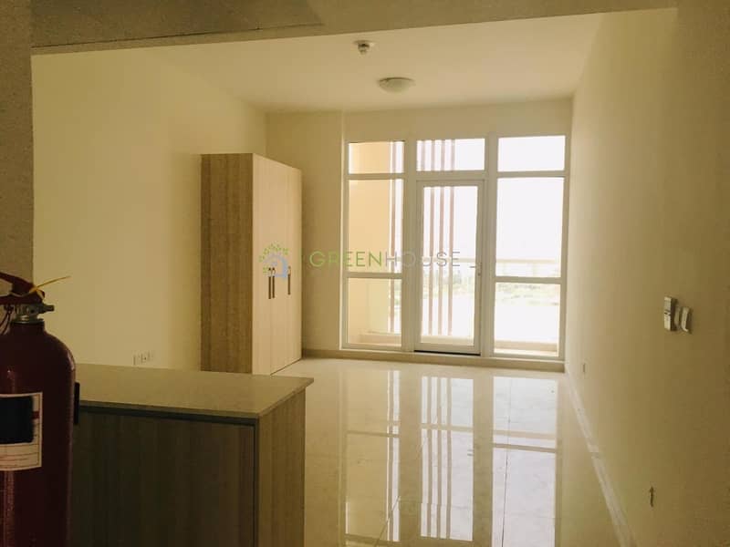 Top-notch Finishing Bldg. | Large Studio Apt. | Platinum | J.V.C. Top-notch Finishing Bldg. | Large Studio Apt. | Platinum | J.V.C.
