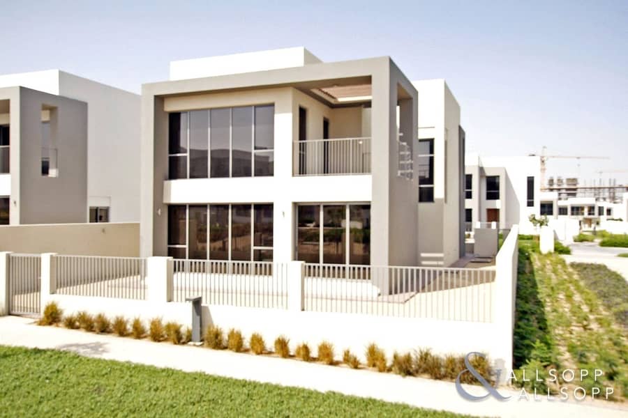 E3 Corner Plot | 4 Bedrooms | Backing Park