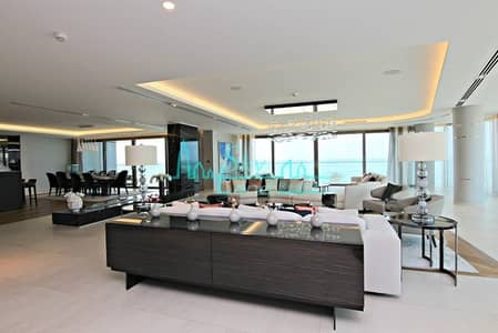 Luxurious 4 Bed Apartment with Stunning Sea Views Luxurious 4 Bed Apartment with Stunning Sea Views