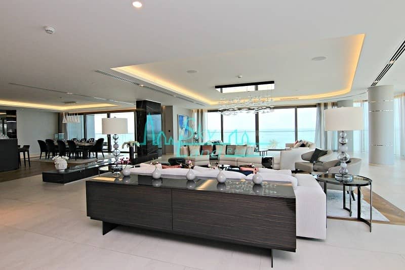 Luxurious 4 Bed Apartment with Stunning Sea Views Luxurious 4 Bed Apartment with Stunning Sea Views