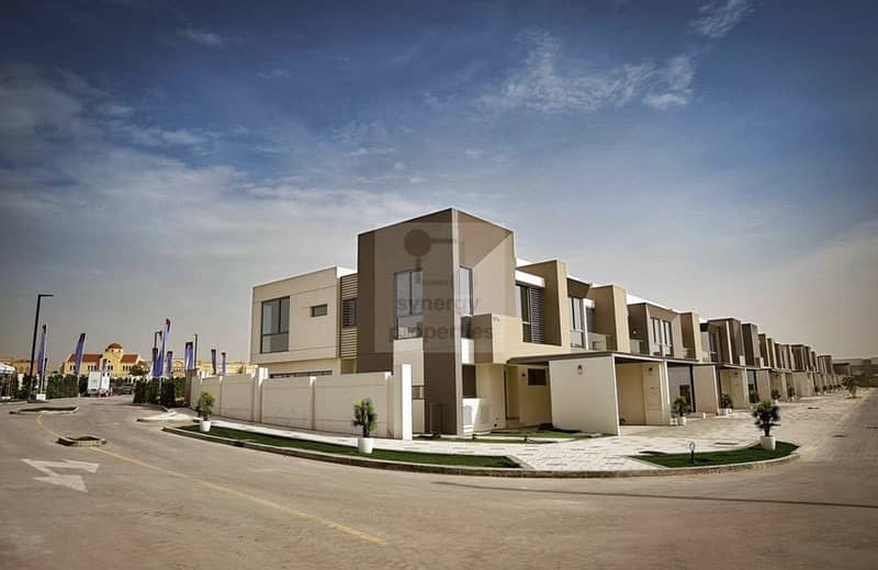 No commission -Nice 4BR with 4000 SQF plot direct on park No commission -Nice 4BR with 4000 SQF plot direct on park