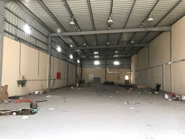 For Rent Warehouse expansive in Mussafah - M-26