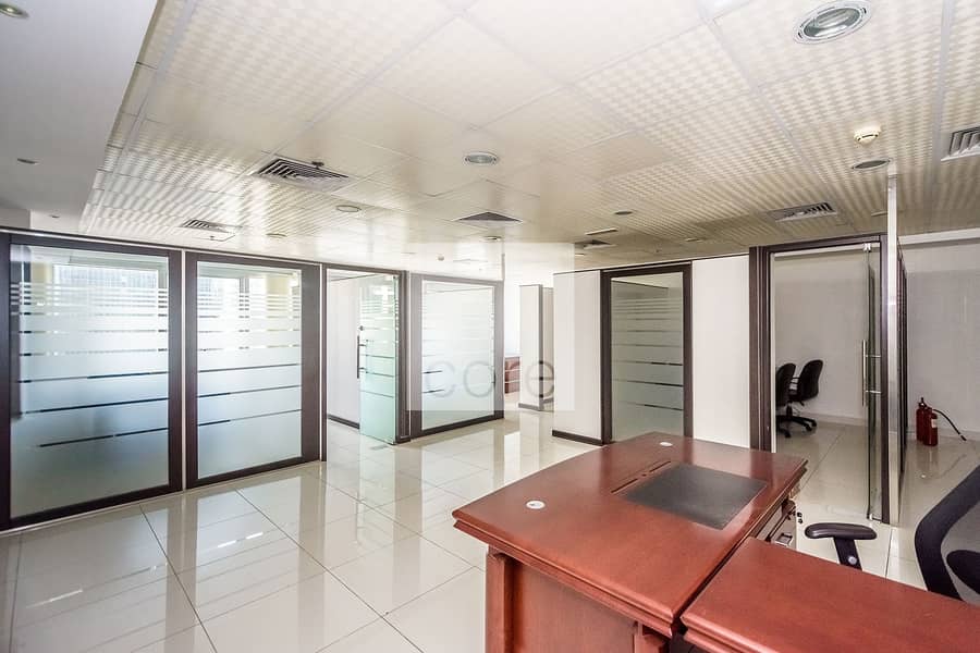 Fitted Office With Partitions For Rent In Jlt