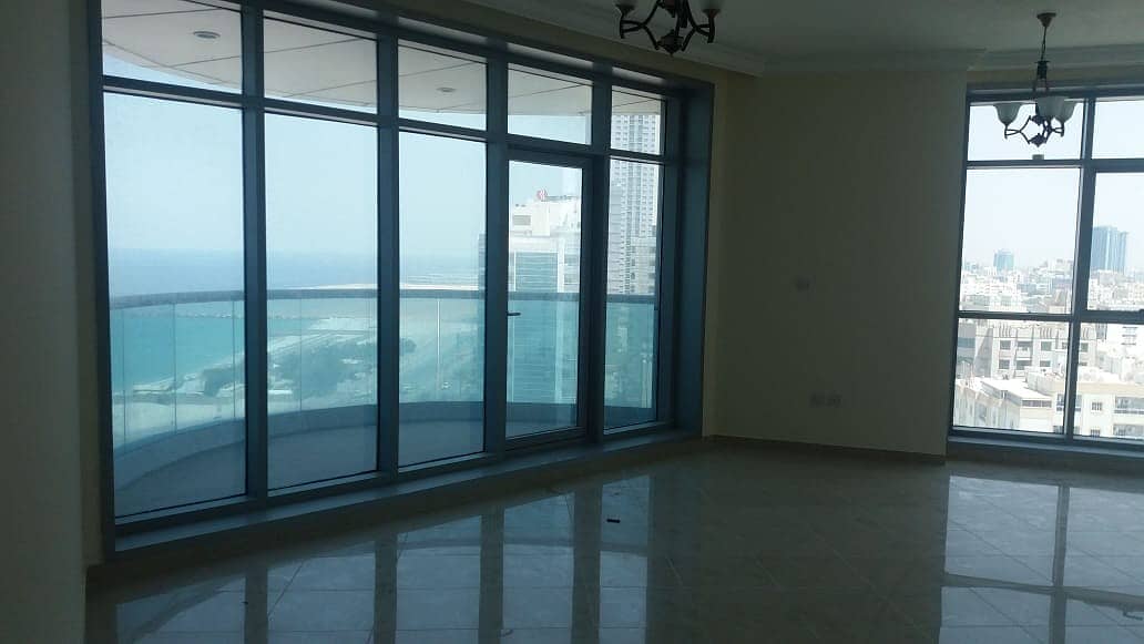 FOR SALE! Exclusive Apartment 3 BED, 4 BATH in Ajman Corniche Residence