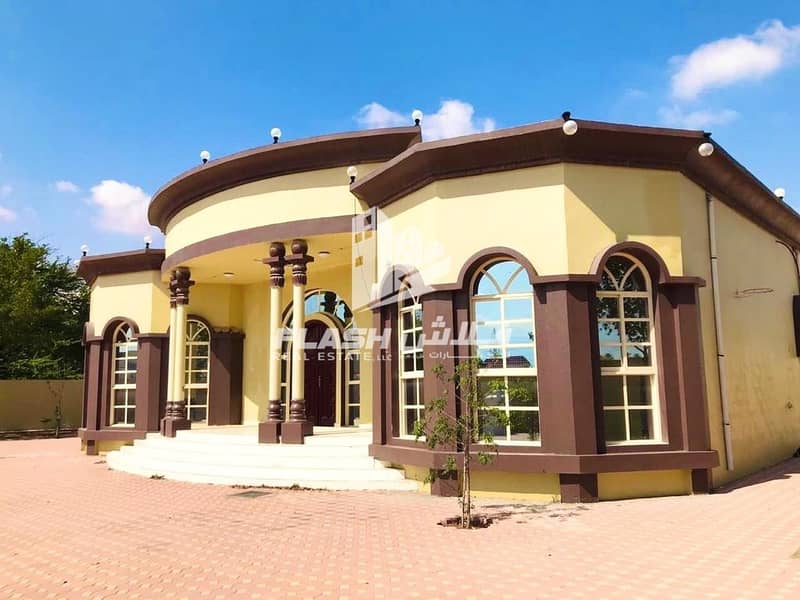 MASSIVE 4BR + MAIDS VILLA I SPACIOUS FRONTAGE MASSIVE 4BR + MAIDS VILLA I SPACIOUS FRONTAGE