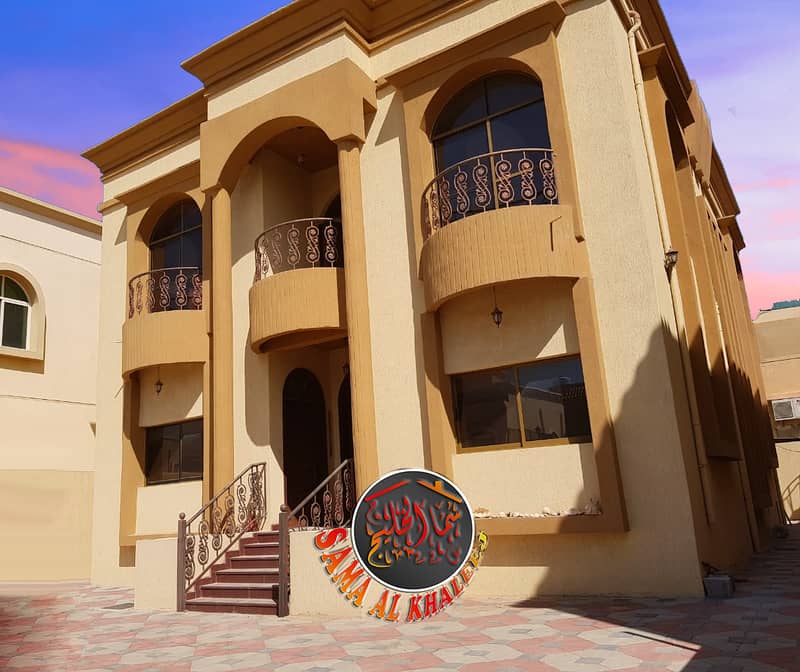 Two-storey villa 5 master rooms for sale at a special price