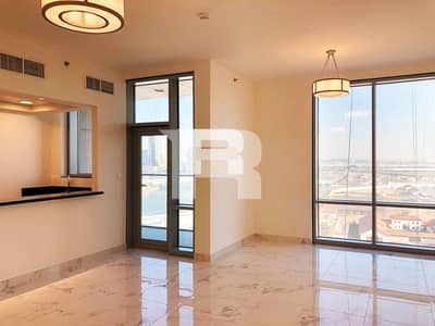 High-end Spacious 2 BR in heart of Dubai High-end Spacious 2 BR in heart of Dubai