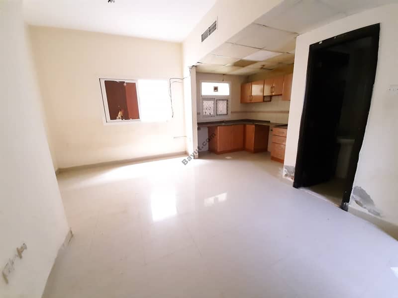 Studio 12k 15k 16k 18k 19k separate kitchen with balcony close bus stop and University area