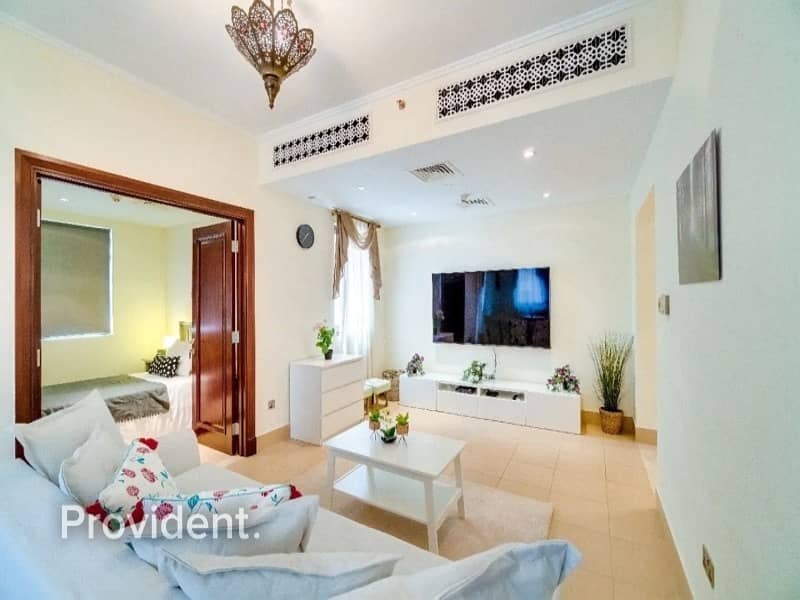 Tastefully Furnished 2 BR + Study | 12 Cheques