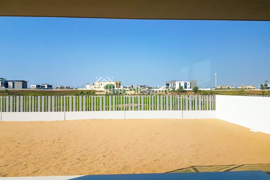 Genuine Listing |On the golf Course | Best of Best Views guaranteed Genuine Listing |On the golf Course | Best of Best Views guaranteed