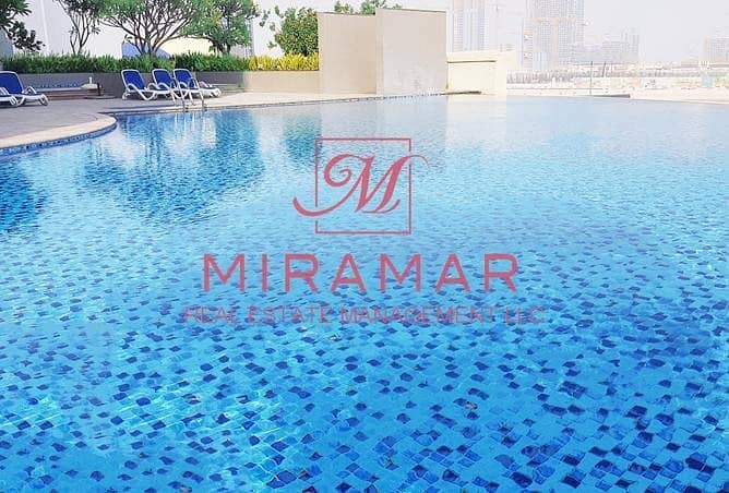 EXCELLENT DEAL! MARINA SQUARE! AMAZING WATER VIEW !