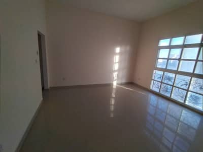 Complex 3 villas an excellent price in MBZ City Complex 3 villas an excellent price in MBZ City