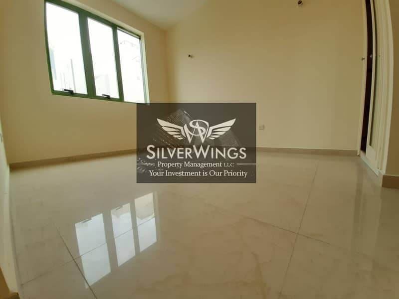 Superb 1bhk with 2 washrooms @ 40k