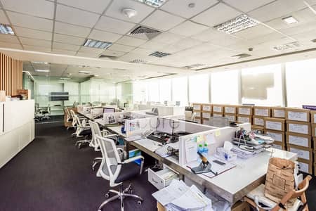 Full Floor | Fitted with Glass Partitions Full Floor | Fitted with Glass Partitions