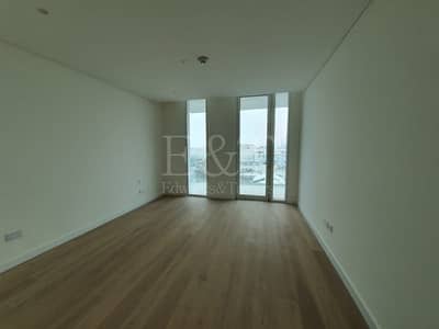 Extraordinary location! Call now Extraordinary location! Call now