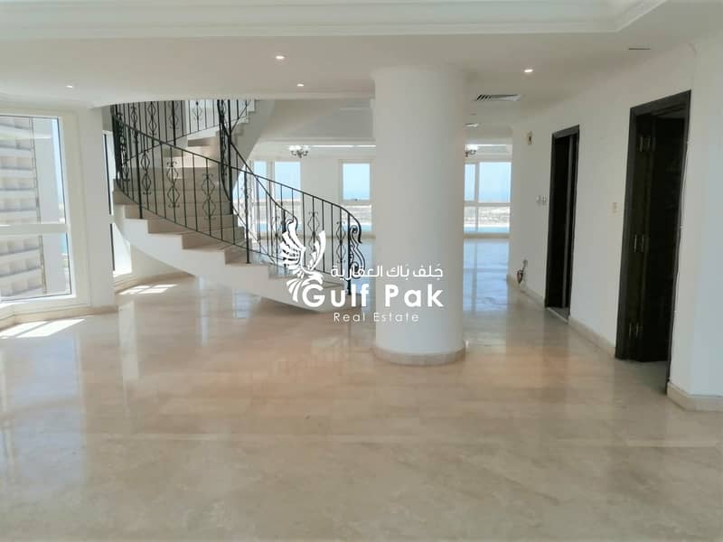 شقة في شارع الشيخ خليفة بن زايد 4 غرف 160000 درهم - 4565512