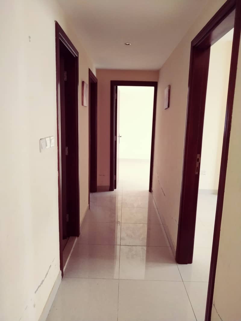 45 Days Free/12 Cheque/Parking Free 3BHK Only 44K/45K Central Ac/Balcony in New Muweileh