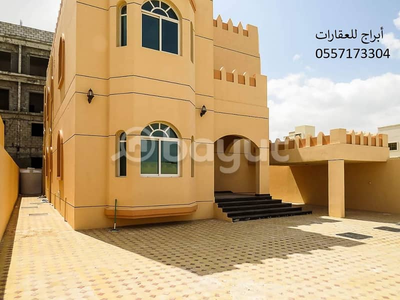 Villa for sale personal finishing Super Deluxe privileged location freehold of all nationalities