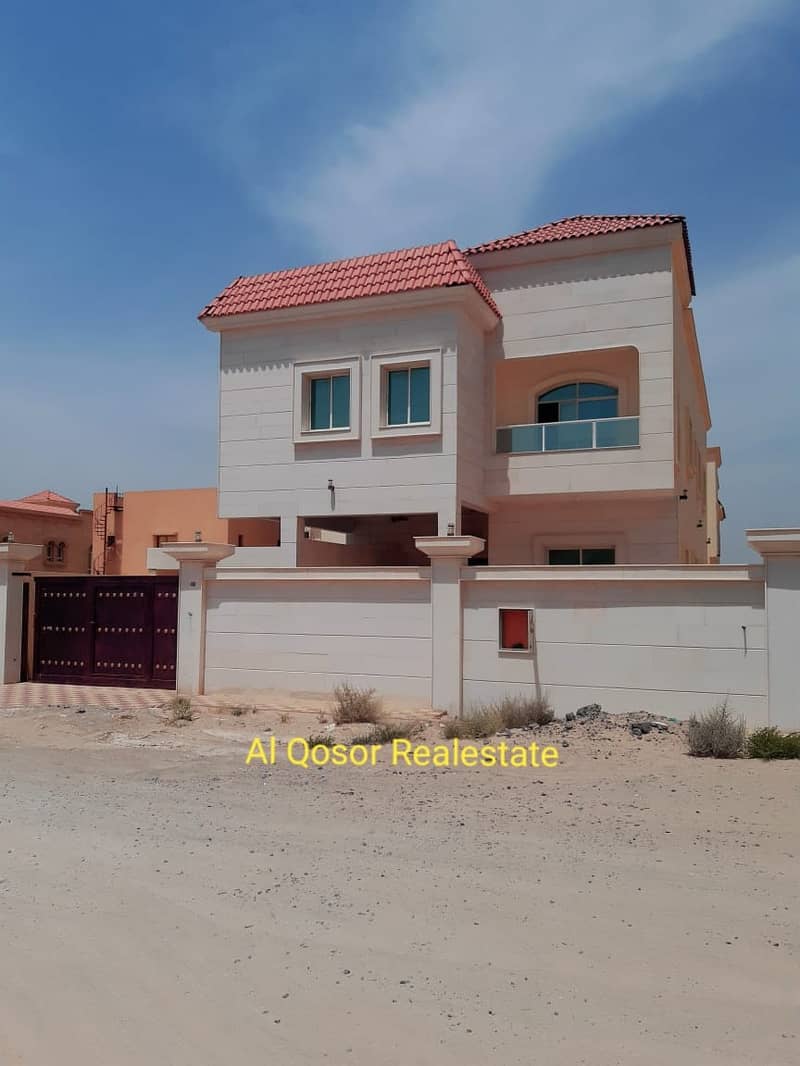 Villa for sale in Ajman, Rawda area, the point of a stone, near a mosque, with the possibility of bank financing
