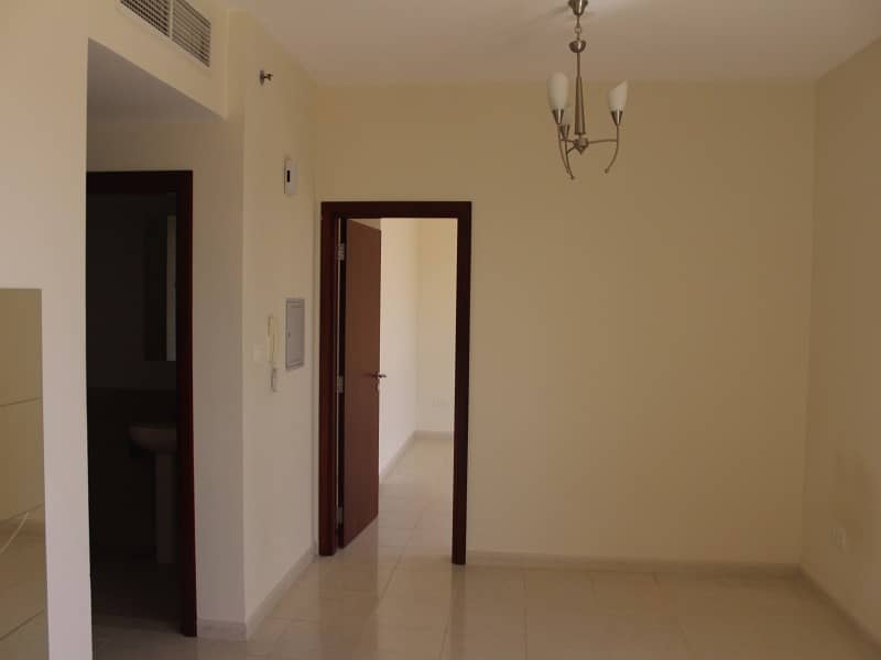شقة في میناء العرب 1 غرف 28000 درهم - 4568837