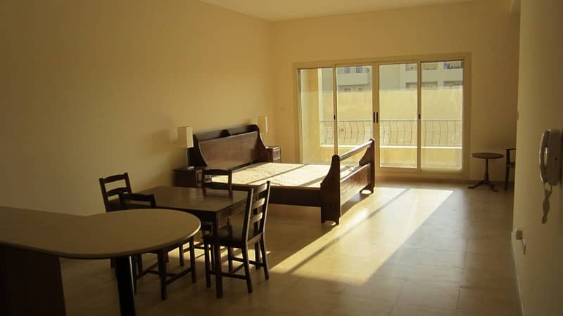 A ground floor 1br  golf apartment Golf course view l