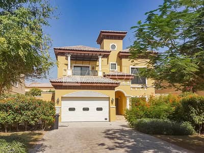 Amazing Custom Villa | Private Garden and Pool Amazing Custom Villa | Private Garden and Pool