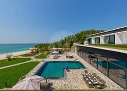 Remodelled and furnished private beachfront estate