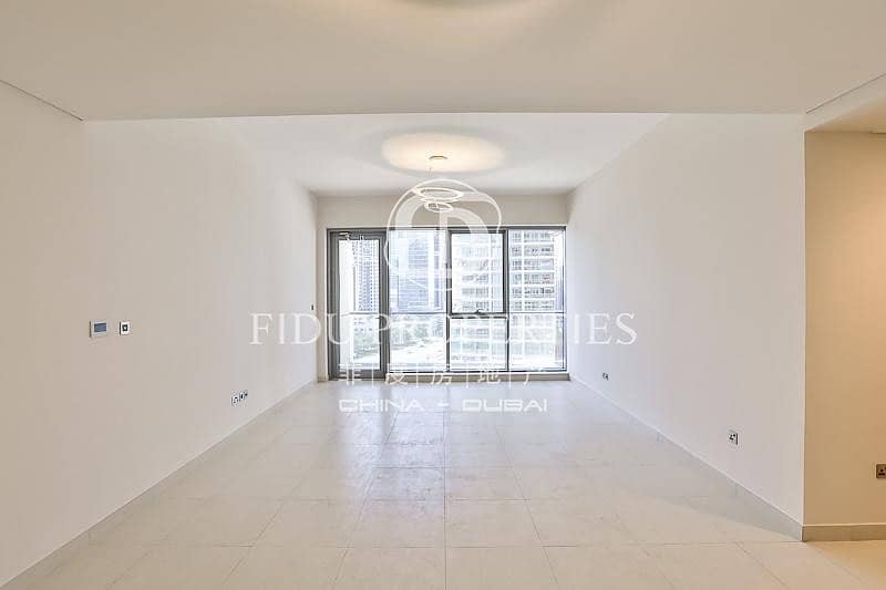 Prime Location| Bright  and New | SZR View