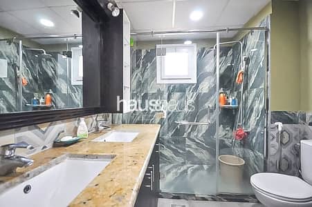 Upgraded | Beautiful Lake View | 4 Bedrooms + Maid Upgraded | Beautiful Lake View | 4 Bedrooms + Maid