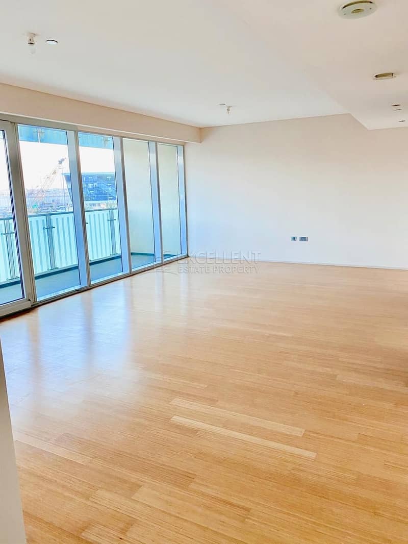 Hot deal| Amusing 3BH Apt| Maids Room| Balcony Hot deal| Amusing 3BH Apt| Maids Room| Balcony