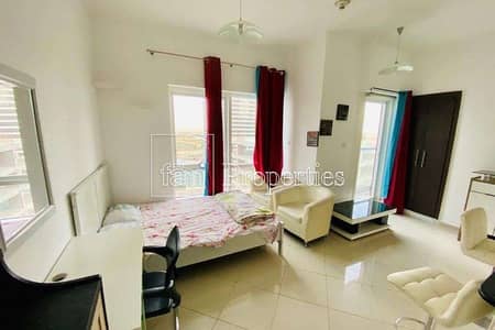 Chiller Free | Vacant | Lake Views Chiller Free | Vacant | Lake Views
