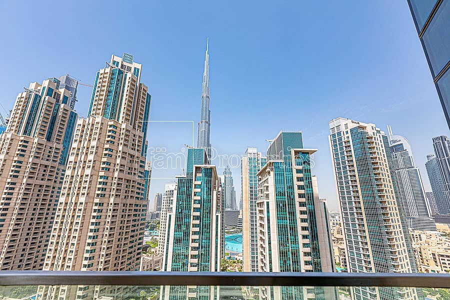 Corner 3BR with Burj Khalifa View