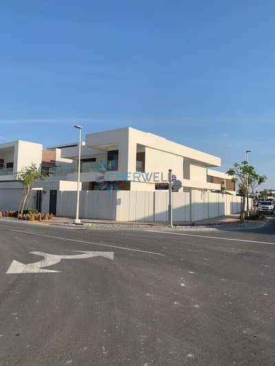 Sophisticated Luxurious Corner Villa |Type T Sophisticated Luxurious Corner Villa |Type T